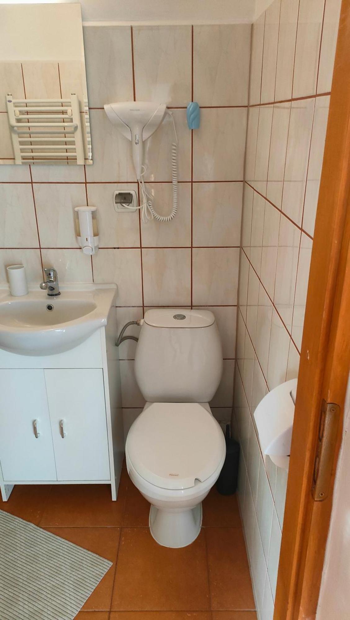 Pokoje Na Brzegu Lapsze Wyzne Экстерьер фото